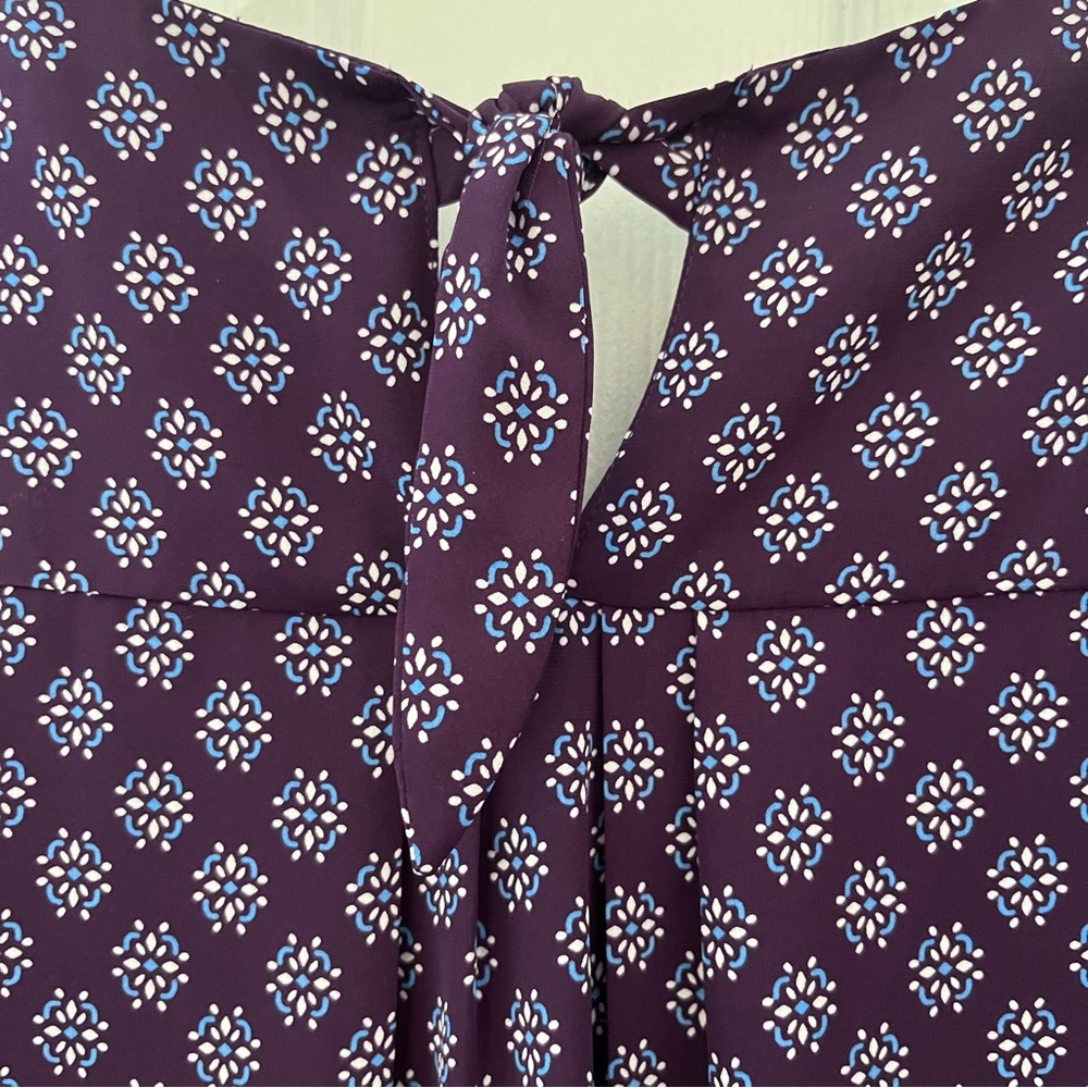 41 Hawthorn Purple Printed V-Neck Blouse - Picture 6 of 8